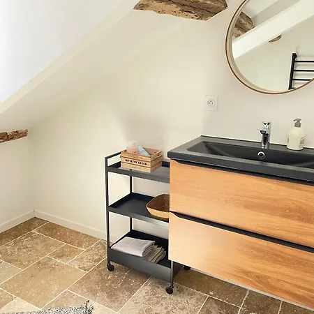 Victor Hugo - Petit Cocon Au Calme - 2eme Etage * 오슈